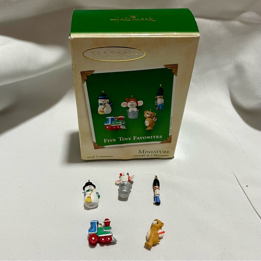 Hallmark Keepsake Ornament Five Tiny Favorites Miniature Set of 5 with Card 2002